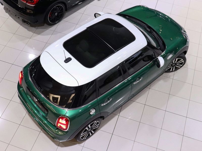 Mini COOPER 2.0 16V TWINPOWER GASOLINA S 4P STEPTRONIC 2020/2021 VIA BELLA VEÍCULOS ESPECIAIS CAXIAS DO SUL / Carros no Vale