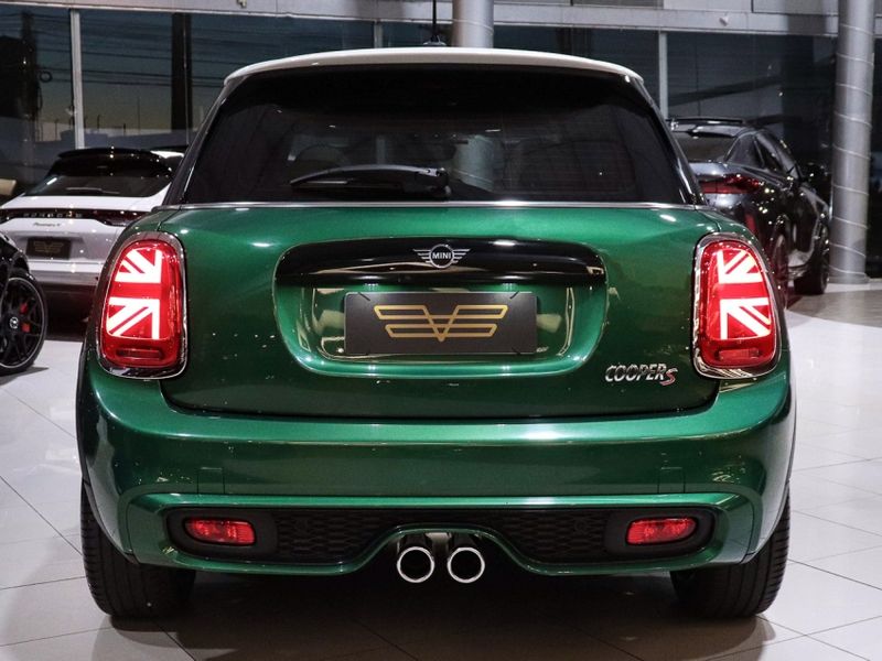 Mini COOPER 2.0 16V TWINPOWER GASOLINA S 4P STEPTRONIC 2020/2021 VIA BELLA VEÍCULOS ESPECIAIS CAXIAS DO SUL / Carros no Vale