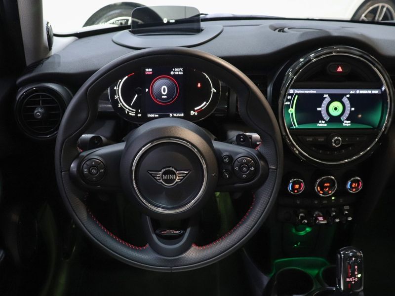 Mini COOPER 2.0 16V TWINPOWER GASOLINA S 4P STEPTRONIC 2020/2021 VIA BELLA VEÍCULOS ESPECIAIS CAXIAS DO SUL / Carros no Vale