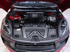 Porsche MACAN 2.9 V6 BITURBO GASOLINA GTS PDK 2023/2023 VIA BELLA VEÍCULOS ESPECIAIS CAXIAS DO SUL / Carros no Vale