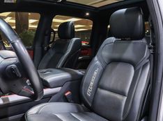 Ram 1500 5.7 V8 GASOLINA REBEL CD 4X4 AUTOMÁTICO 2022/2022 VIA BELLA VEÍCULOS ESPECIAIS CAXIAS DO SUL / Carros no Vale