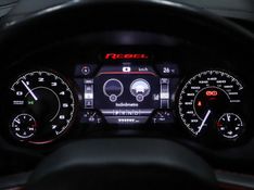 Ram 1500 5.7 V8 GASOLINA REBEL CD 4X4 AUTOMÁTICO 2022/2022 VIA BELLA VEÍCULOS ESPECIAIS CAXIAS DO SUL / Carros no Vale