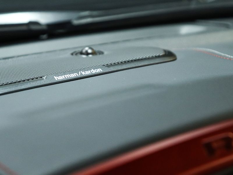 Ram 1500 5.7 V8 GASOLINA REBEL CD 4X4 AUTOMÁTICO 2022/2022 VIA BELLA VEÍCULOS ESPECIAIS CAXIAS DO SUL / Carros no Vale