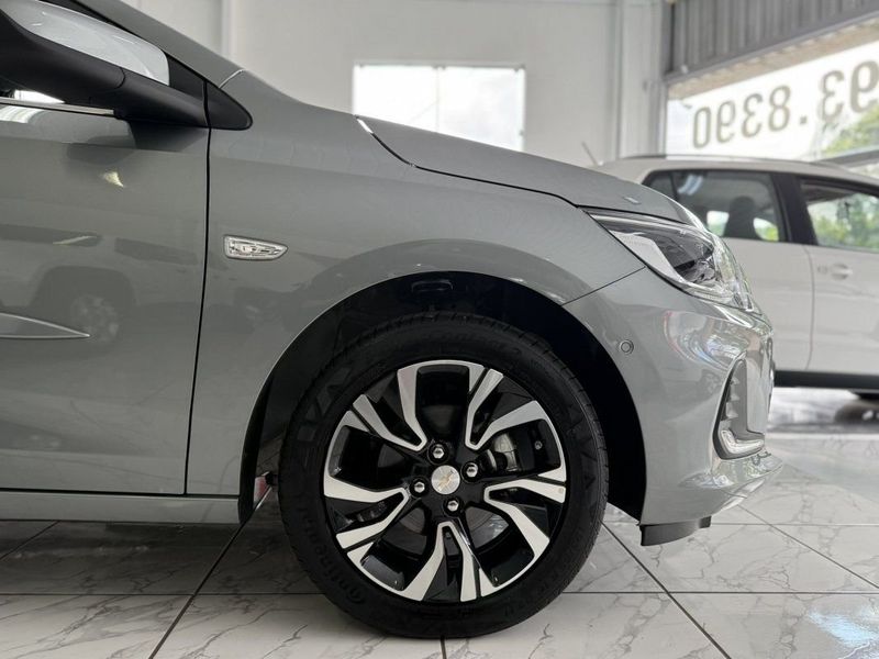 CHEVROLET ONIX HATCH PREMIER II 1.0 TURBO AT6 2025 SÓ MOTOS E AUTOMÓVEIS SANTA CRUZ DO SUL / Carros no Vale