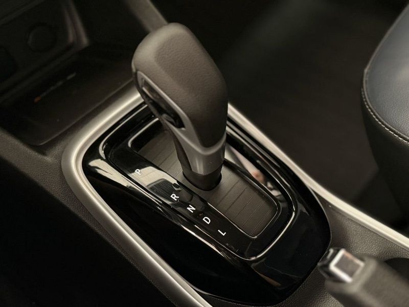 CHEVROLET TRACKER PREMIER II 1.2 TURBO AT6 2025 SÓ MOTOS E AUTOMÓVEIS SANTA CRUZ DO SUL / Carros no Vale