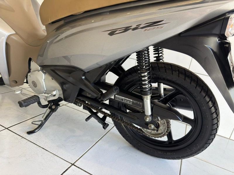Honda Motos BIZ 125 2019 SÓ MOTOS E AUTOMÓVEIS SANTA CRUZ DO SUL / Carros no Vale