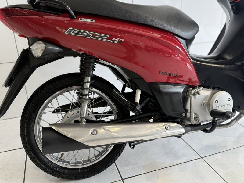 Honda Motos BIZ 125 ES 2013 SÓ MOTOS E AUTOMÓVEIS SANTA CRUZ DO SUL / Carros no Vale
