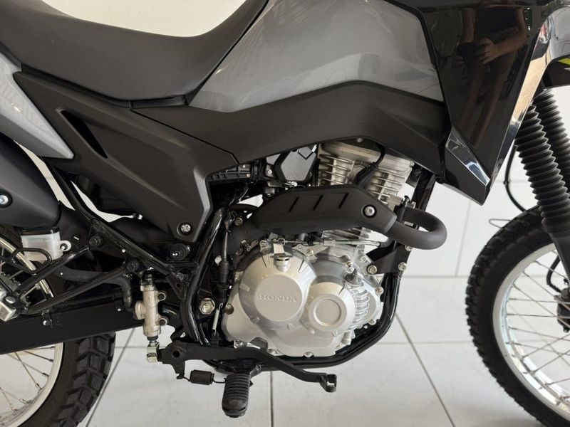 Honda BROS 160 ABS 2025 SÓ MOTOS E AUTOMÓVEIS SANTA CRUZ DO SUL / Carros no Vale