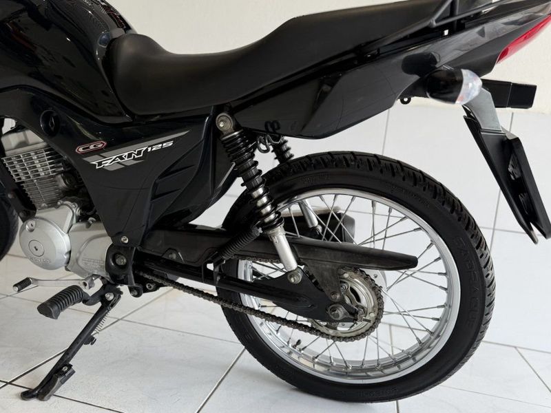 Honda Motos CG 125 FAN ESD 2014 SÓ MOTOS E AUTOMÓVEIS SANTA CRUZ DO SUL / Carros no Vale