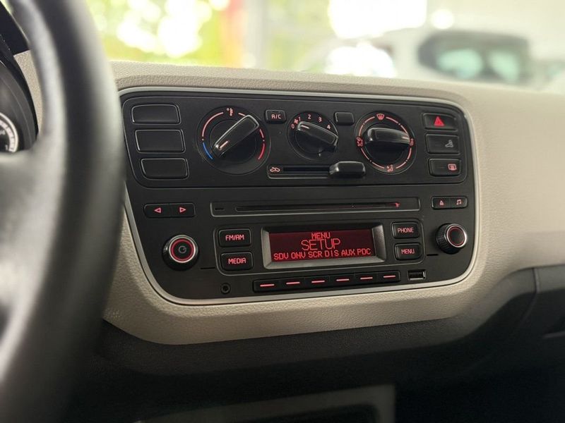 VOLKSWAGEN UP! MOVE 1.0 TSI (VENDIDO) 2017 SÓ MOTOS E AUTOMÓVEIS SANTA CRUZ DO SUL / Carros no Vale