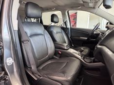 Fiat Freemont Emotion 2.4 2011/2012 COVEL VEICULOS ENCANTADO / Carros no Vale