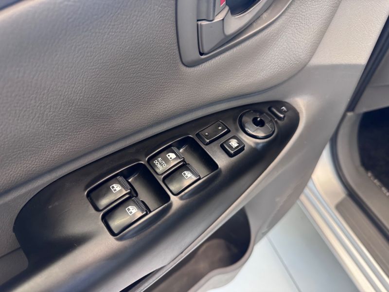 Hyundai Tucson 2.0 Gls 2014/2015 COVEL VEICULOS ENCANTADO / Carros no Vale