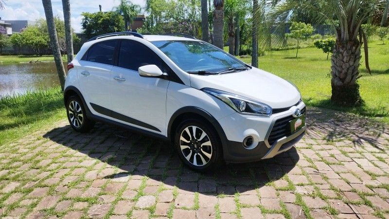 Hyundai HB20X PREMIUM 1.6 2019 GRASSI VEÍCULOS LAJEADO / Carros no Vale