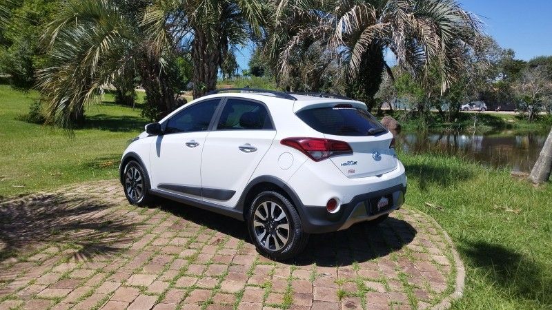 Hyundai HB20X PREMIUM 1.6 2019 GRASSI VEÍCULOS LAJEADO / Carros no Vale
