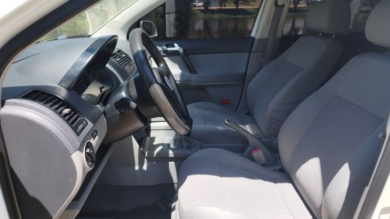 Volkswagen POLO HATCH 1.6 2003 GRASSI VEÍCULOS LAJEADO / Carros no Vale