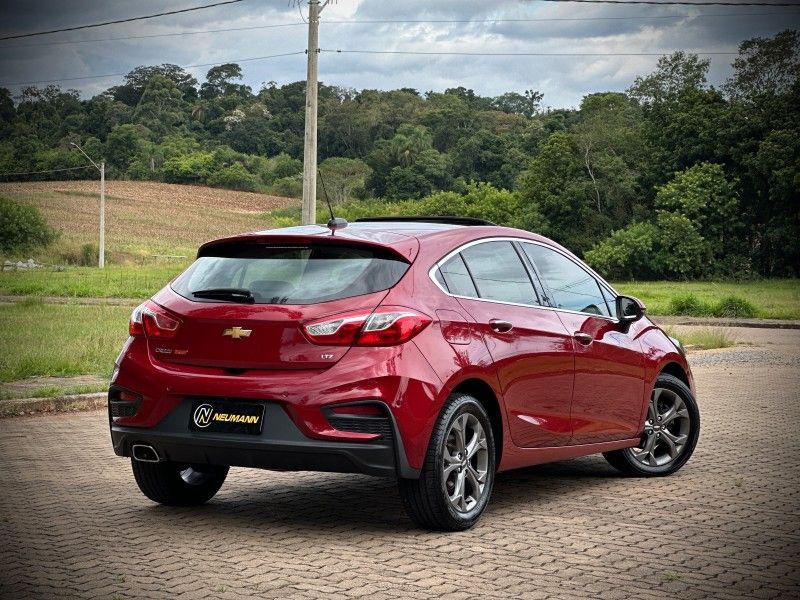 Chevrolet CRUZE SPORT LTZ 1.4 2018 NEUMANN VEÍCULOS ARROIO DO MEIO / Carros no Vale