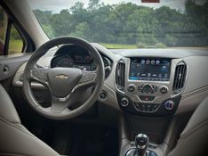 Chevrolet CRUZE SPORT LTZ 1.4 2018 NEUMANN VEÍCULOS ARROIO DO MEIO / Carros no Vale