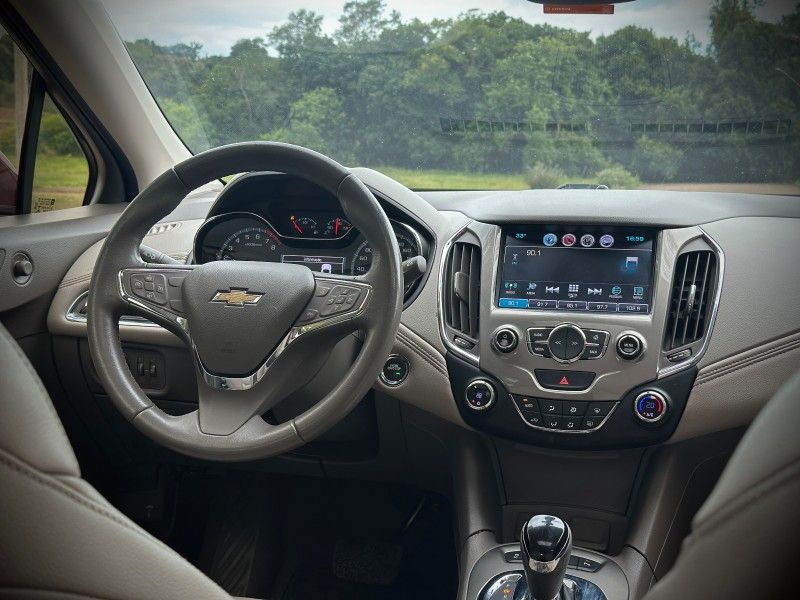 Chevrolet CRUZE SPORT LTZ 1.4 2018 NEUMANN VEÍCULOS ARROIO DO MEIO / Carros no Vale