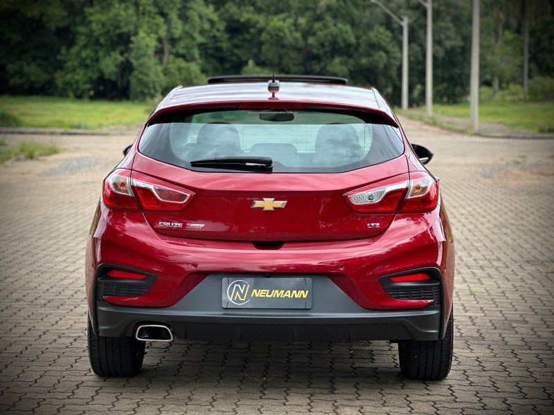 Chevrolet CRUZE SPORT LTZ 1.4 2018 NEUMANN VEÍCULOS ARROIO DO MEIO / Carros no Vale