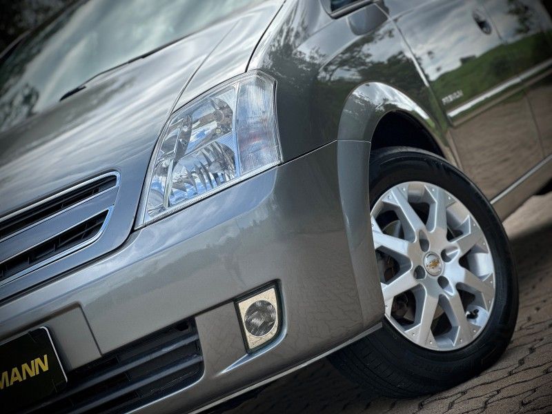 Chevrolet MERIVA PREMIUM EASYTRONIC 2011 NEUMANN VEÍCULOS ARROIO DO MEIO / Carros no Vale