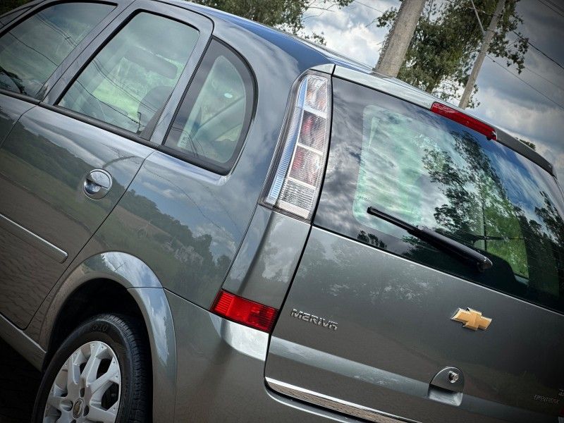 Chevrolet MERIVA PREMIUM EASYTRONIC 2011 NEUMANN VEÍCULOS ARROIO DO MEIO / Carros no Vale
