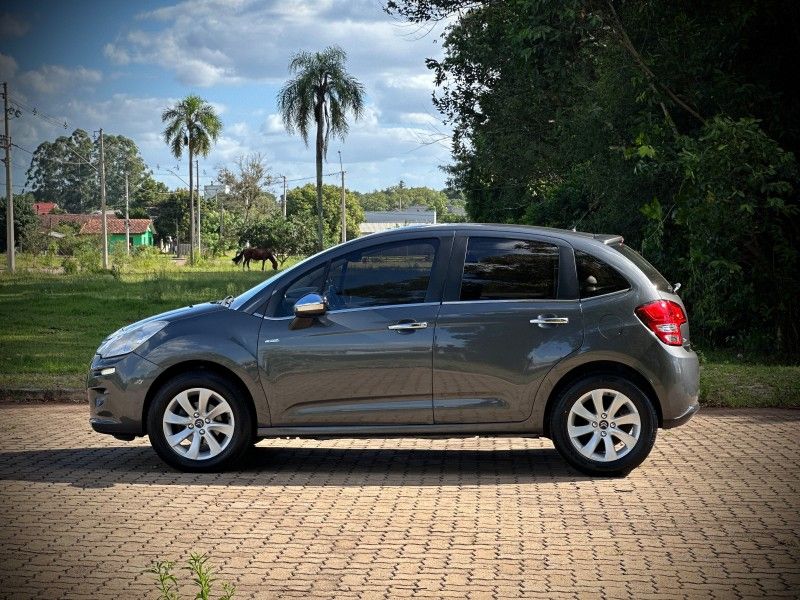 Citroen C3 EXCLUSIVE 1.6 2014 NEUMANN VEÍCULOS ARROIO DO MEIO / Carros no Vale Citroen C3 EXCLUSIVE 1.6 2014 NEUMANN VEÍCULOS ARROIO DO MEIO / Carros no Vale