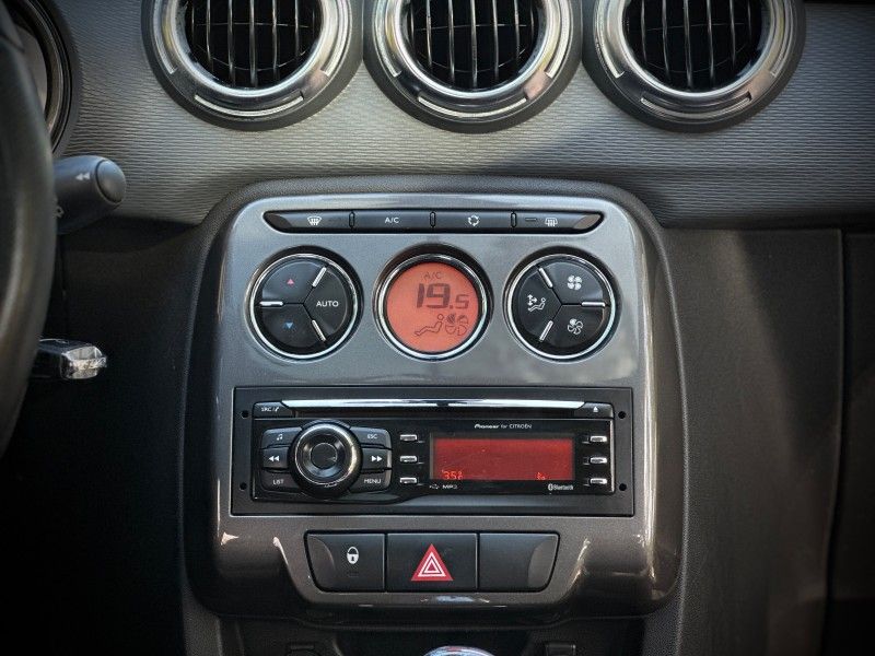 Citroen C3 EXCLUSIVE 1.6 2014 NEUMANN VEÍCULOS ARROIO DO MEIO / Carros no Vale Citroen C3 EXCLUSIVE 1.6 2014 NEUMANN VEÍCULOS ARROIO DO MEIO / Carros no Vale