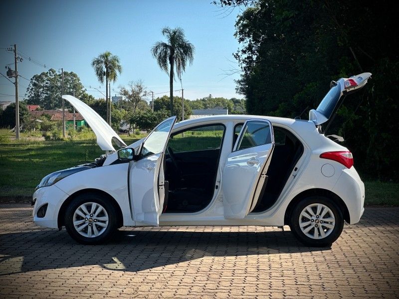 Hyundai HB20 COMFORT 1.0 2014 NEUMANN VEÍCULOS ARROIO DO MEIO / Carros no Vale