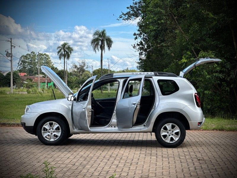 Renault DUSTER DYNAMIQUE 2.0 2016 NEUMANN VEÍCULOS ARROIO DO MEIO / Carros no Vale Renault DUSTER DYNAMIQUE 2.0 2016 NEUMANN VEÍCULOS ARROIO DO MEIO / Carros no Vale