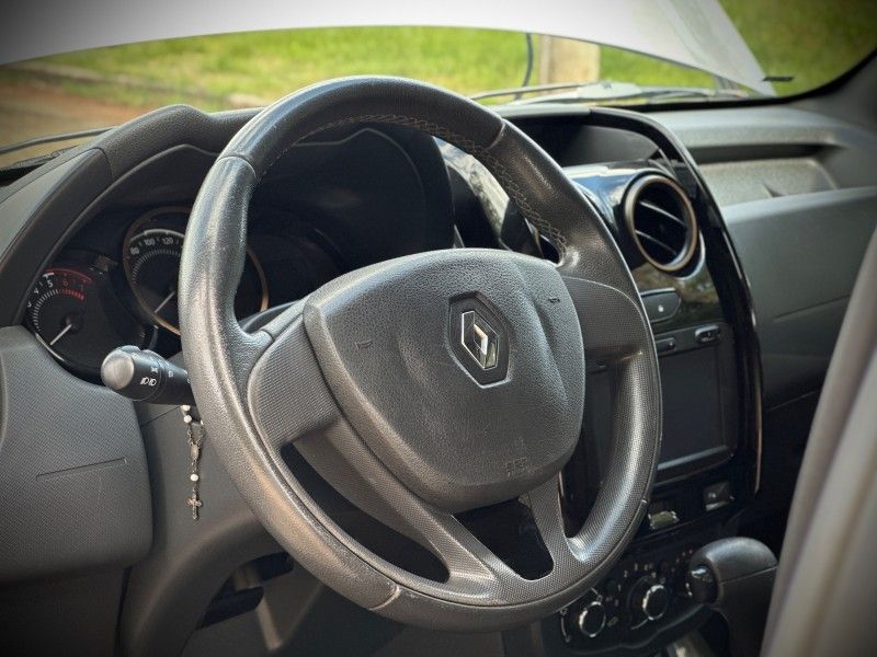 Renault DUSTER DYNAMIQUE 2.0 2016 NEUMANN VEÍCULOS ARROIO DO MEIO / Carros no Vale Renault DUSTER DYNAMIQUE 2.0 2016 NEUMANN VEÍCULOS ARROIO DO MEIO / Carros no Vale