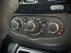 Renault DUSTER DYNAMIQUE 2.0 2016 NEUMANN VEÍCULOS ARROIO DO MEIO / Carros no Vale