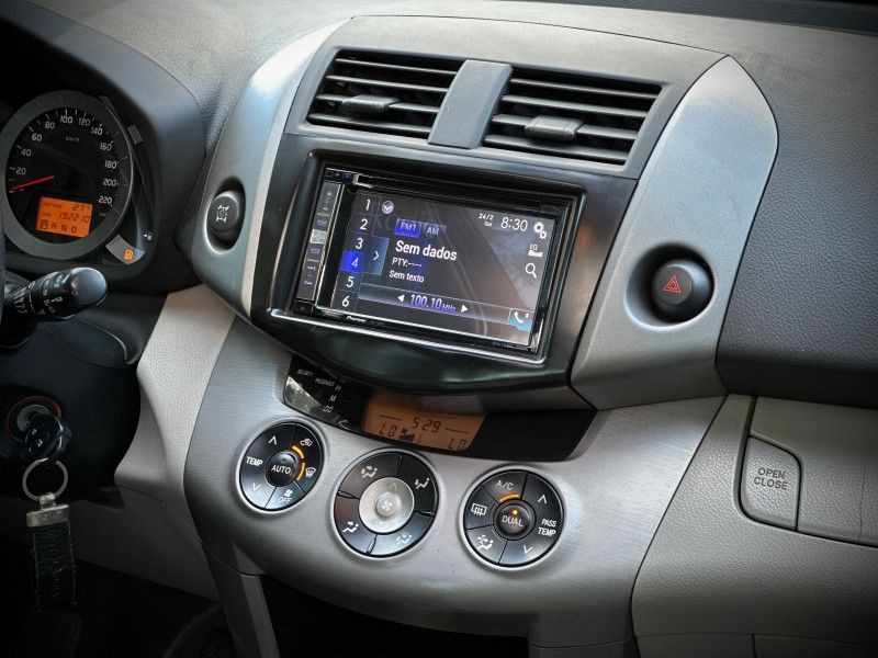 Toyota RAV-4 2.4 2008 NEUMANN VEÍCULOS ARROIO DO MEIO / Carros no Vale Toyota RAV-4 2.4 2008 NEUMANN VEÍCULOS ARROIO DO MEIO / Carros no Vale