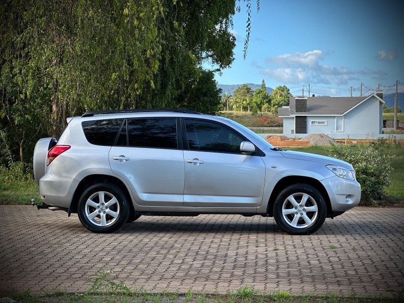 Toyota RAV-4 2.4 2008 NEUMANN VEÍCULOS ARROIO DO MEIO / Carros no Vale Toyota RAV-4 2.4 2008 NEUMANN VEÍCULOS ARROIO DO MEIO / Carros no Vale