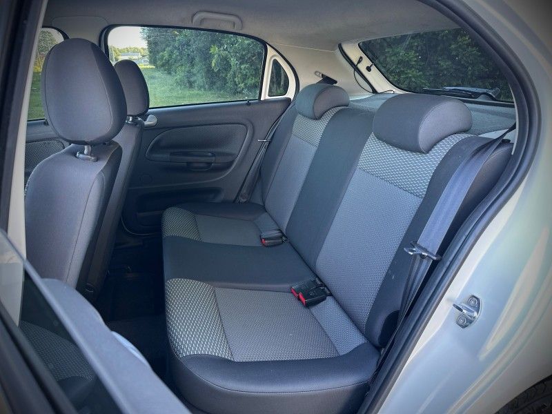 Volkswagen GOL G5 1.6 2012 NEUMANN VEÍCULOS ARROIO DO MEIO / Carros no Vale