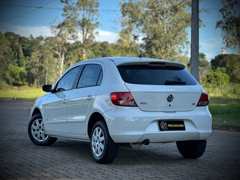 Volkswagen GOL G5 1.6 2012 NEUMANN VEÍCULOS ARROIO DO MEIO / Carros no Vale