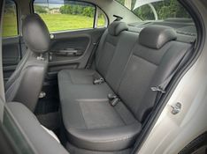 Volkswagen VOYAGE TRENDLINE 1.6 2015 NEUMANN VEÍCULOS ARROIO DO MEIO / Carros no Vale