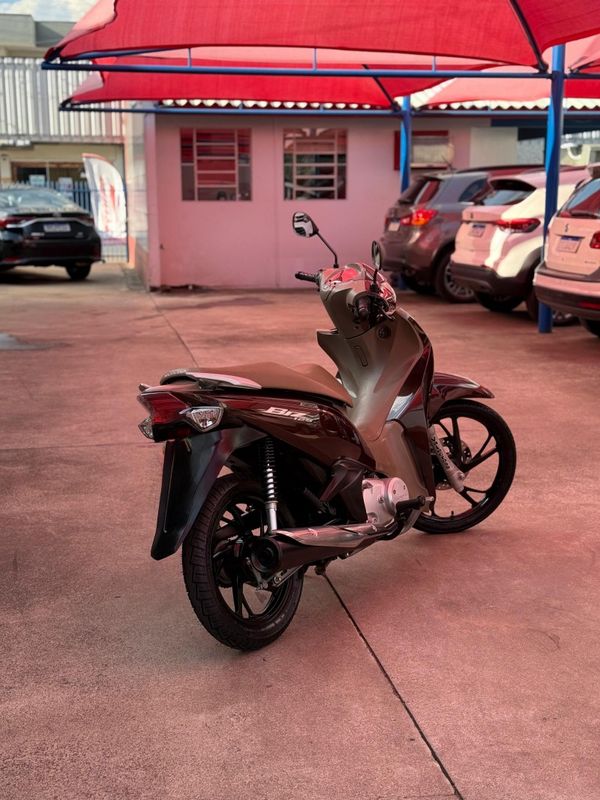 Honda Motos BIZ 125 2022 FERREIRA VEÍCULOS VENÂNCIO AIRES / Carros no Vale