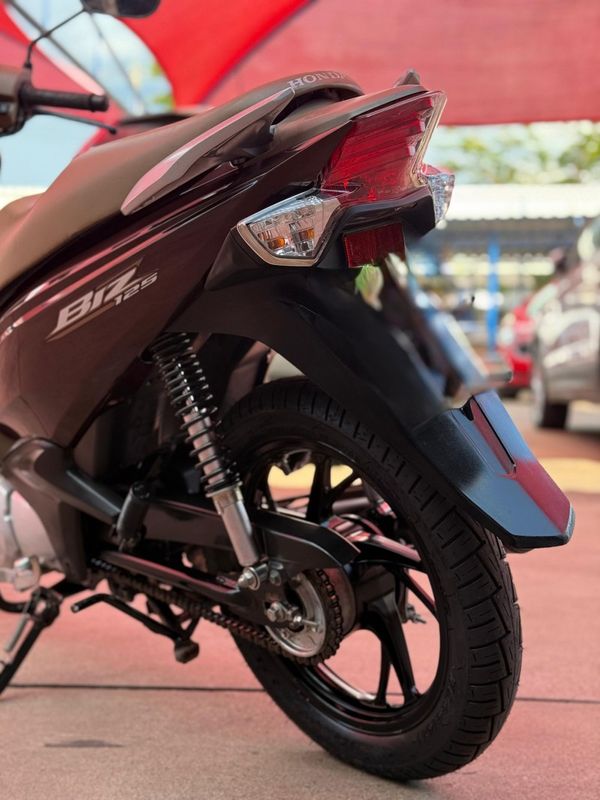 Honda Motos BIZ 125 2022 FERREIRA VEÍCULOS VENÂNCIO AIRES / Carros no Vale