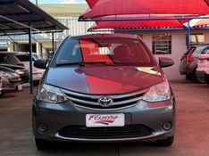 Toyota ETIOS SEDAN XS 1.5 2016 FERREIRA VEÍCULOS VENÂNCIO AIRES / Carros no Vale