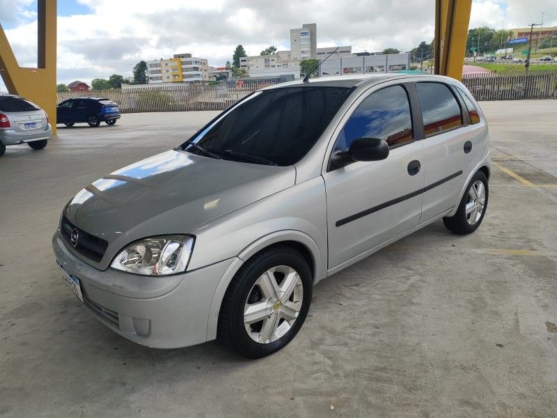 CHEVROLET CORSA 1.0 MPFI MAXX 8V 2003/2004 HUBNER MULTIMARCAS FARROUPILHA / Carros no Vale