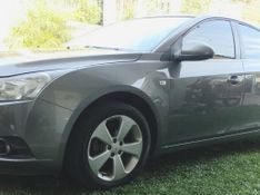 CHEVROLET CRUZE 1.8 LT 16V 2012/2012 HUBNER MULTIMARCAS FARROUPILHA / Carros no Vale