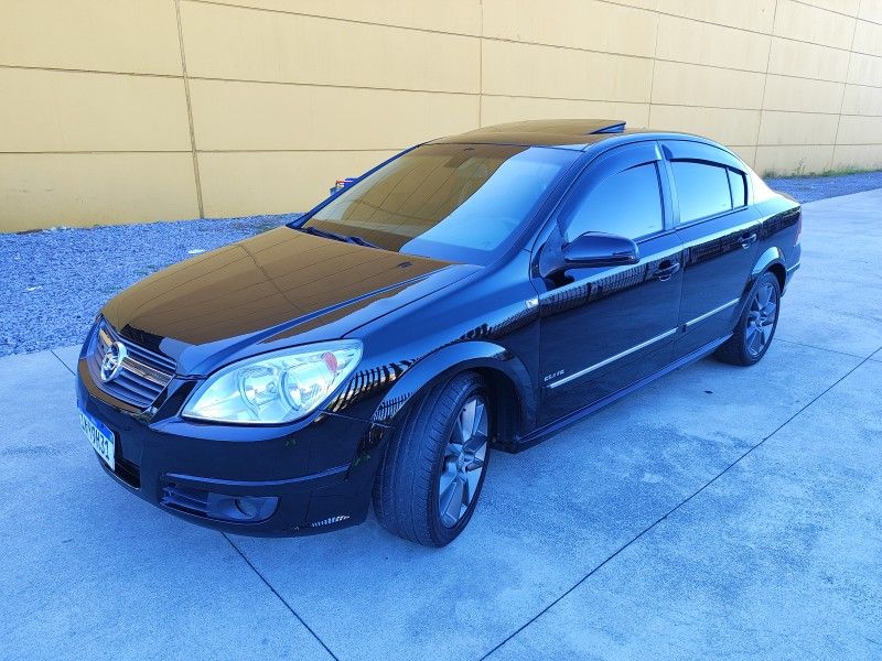 CHEVROLET VECTRA 2.4 MPFI ELITE 16V 2006/2006 HUBNER MULTIMARCAS FARROUPILHA / Carros no Vale