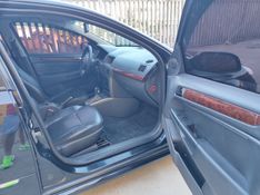 CHEVROLET VECTRA 2.4 MPFI ELITE 16V 2006/2006 HUBNER MULTIMARCAS FARROUPILHA / Carros no Vale