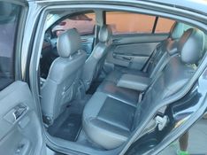 CHEVROLET VECTRA 2.4 MPFI ELITE 16V 2006/2006 HUBNER MULTIMARCAS FARROUPILHA / Carros no Vale