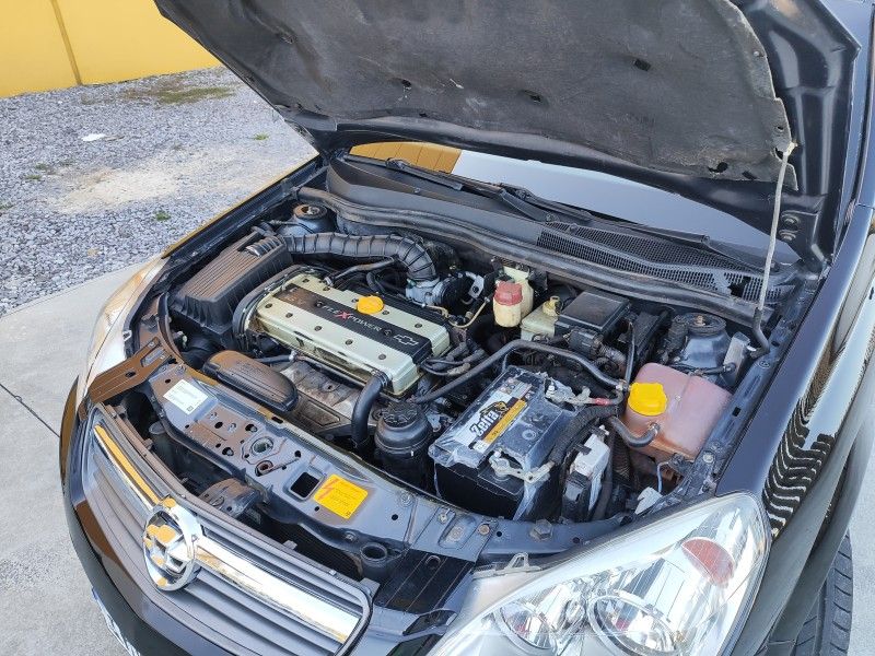 CHEVROLET VECTRA 2.4 MPFI ELITE 16V 2006/2006 HUBNER MULTIMARCAS FARROUPILHA / Carros no Vale