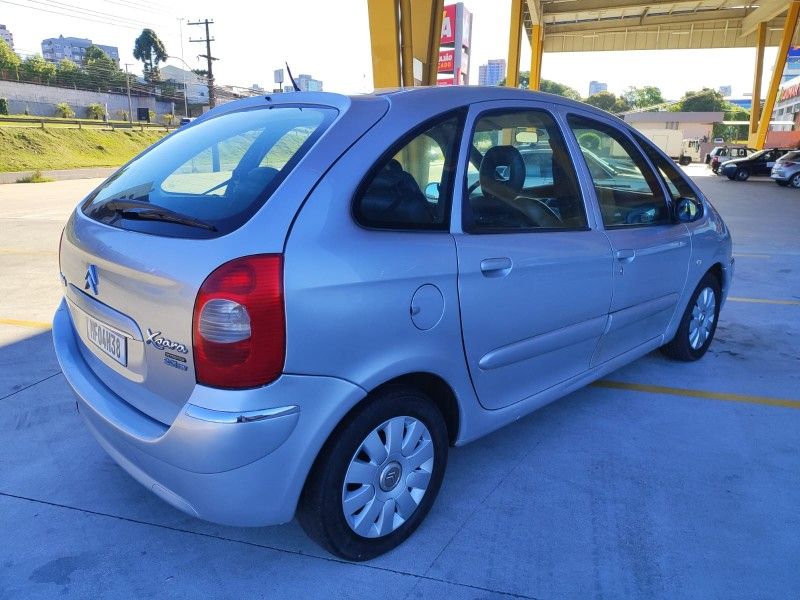 CITROËN XSARA PICASSO 2.0 EXCLUSIVE 16V 2007/2008 HUBNER MULTIMARCAS FARROUPILHA / Carros no Vale