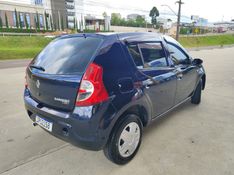 RENAULT SANDERO 1.6 AUTHENTIQUE 8V 2008/2009 HUBNER MULTIMARCAS FARROUPILHA / Carros no Vale