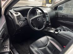 SSANGYONG KYRON 2.0 GL 200KY 4X4 16V TURBO 2011/2012 HUBNER MULTIMARCAS FARROUPILHA / Carros no Vale