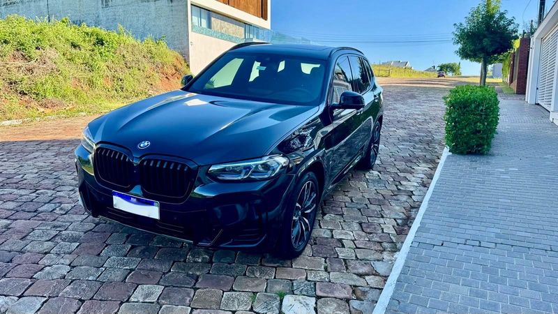 BMW X3 2.0 16V HÍBRIDO X LINE XDRIVE30E STEPTRONIC 2023/2024 FÁBIO BERNARDES PORTO ALEGRE / Carros no Vale