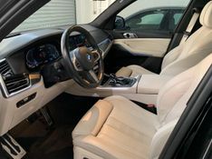 BMW X5 3.0 I6 TURBO HÍBRIDO XDRIVE45E M SPORT AUTOMÁTICO 2021/2022 FÁBIO BERNARDES PORTO ALEGRE / Carros no Vale